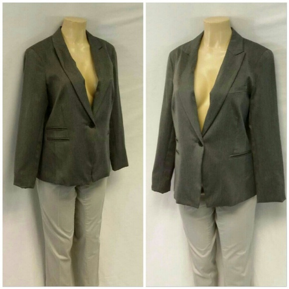 ATTENTION, Fully Lined, Gray Blazer size 12 - Picture 4 of 8